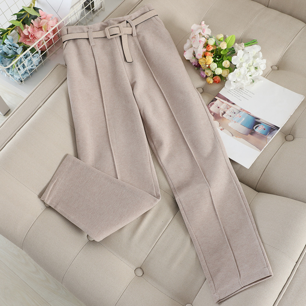 Női nadrág egyenes modell övvel több színben