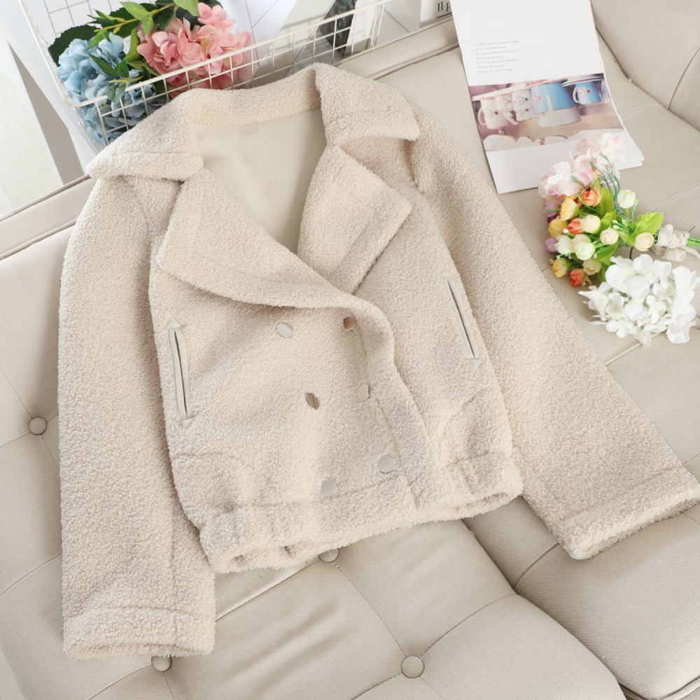 Palton scurt de dama cu nasturi in patru culori