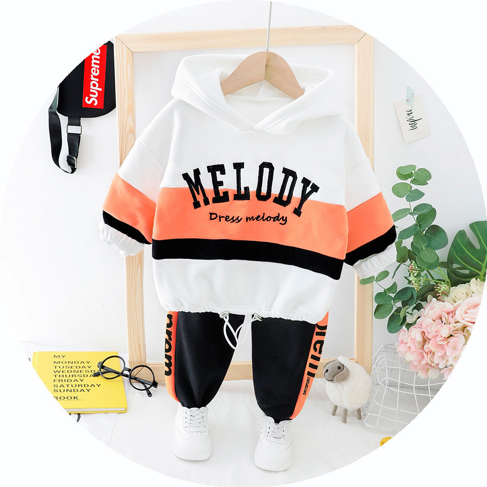 Set actual pentru copii pentru baieti in doua parti in alb, galben si albastru