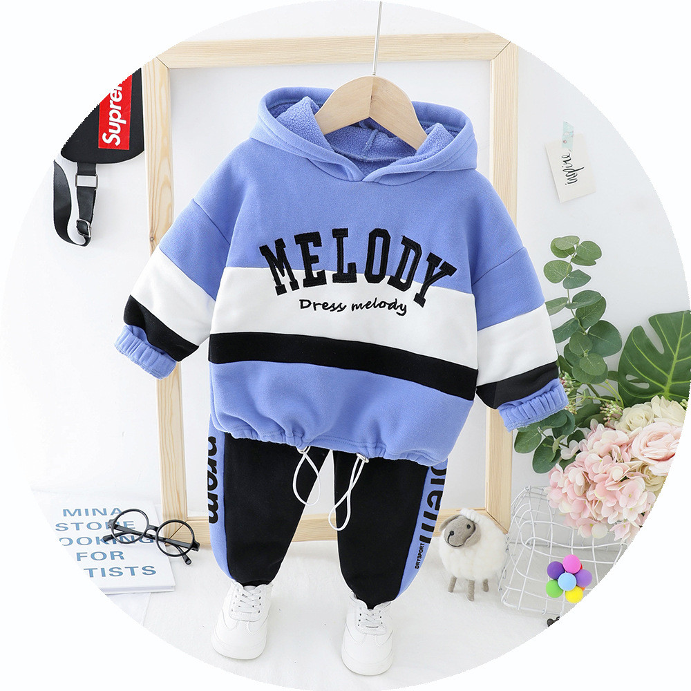 Set actual pentru copii pentru baieti in doua parti in alb, galben si albastru