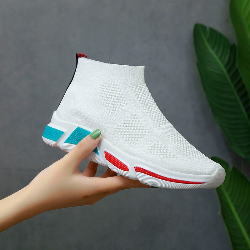 Női sportzokni típusú zokni három színben