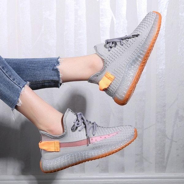 Három színben fűzős női sport- és alkalmi tornacipő