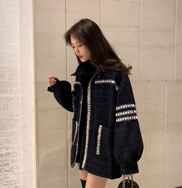 Modern női kabát kék színben, széles ujjal