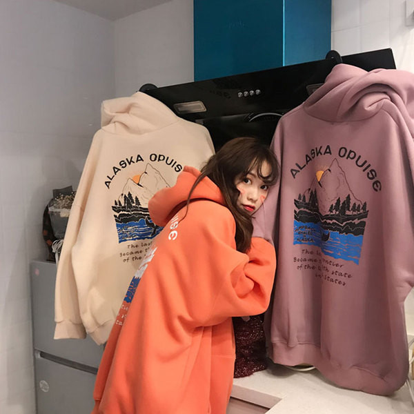 Női széles pulóver három színben, rátéttel