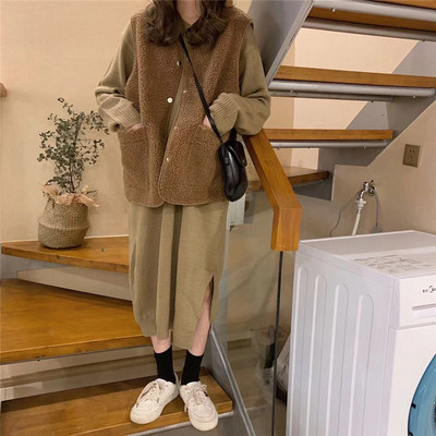 Női mellény két színben, zsebekkel