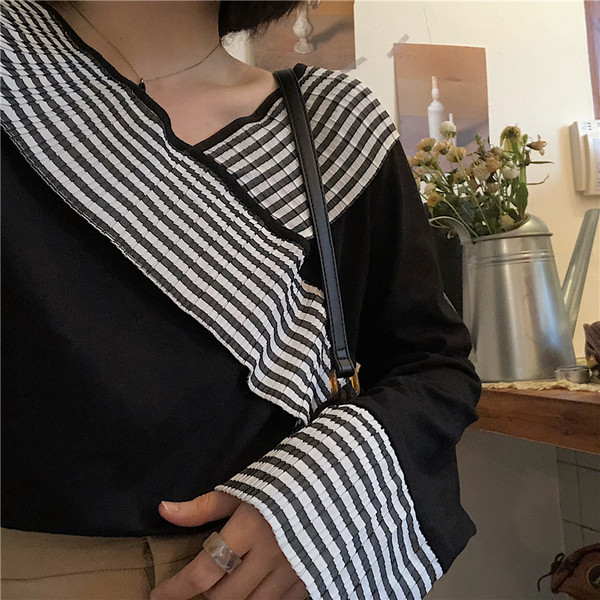 Bluză de damă în două culori cu mâneci largi