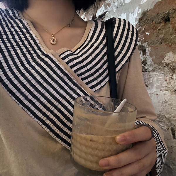 Bluză de damă în două culori cu mâneci largi