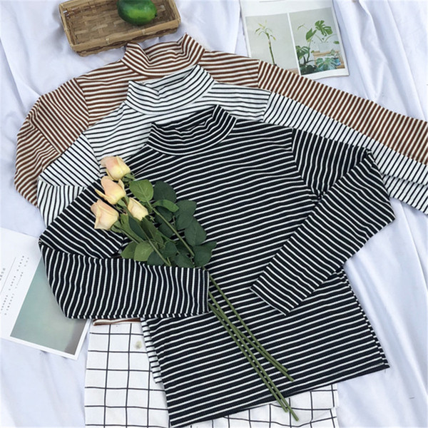 Modern női csíkos blúz három színben - barna fehér és fekete