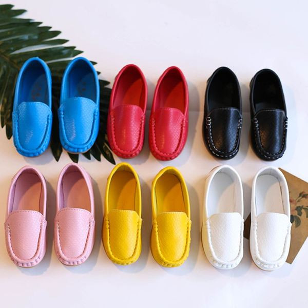 Gyerek mokaszinok rózsaszín, kék, fehér, sárga, piros, barna és fekete színben