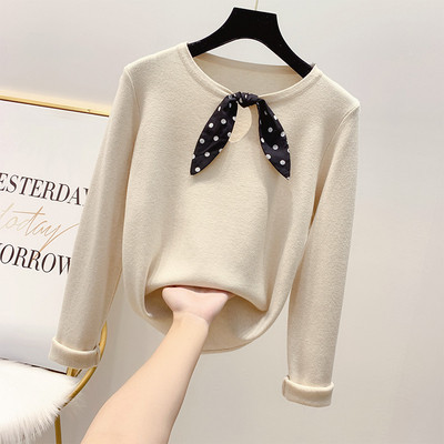 Μοντέρνα γυναικεία μπλούζα με κεντήματα σε τέσσερα χρώματα