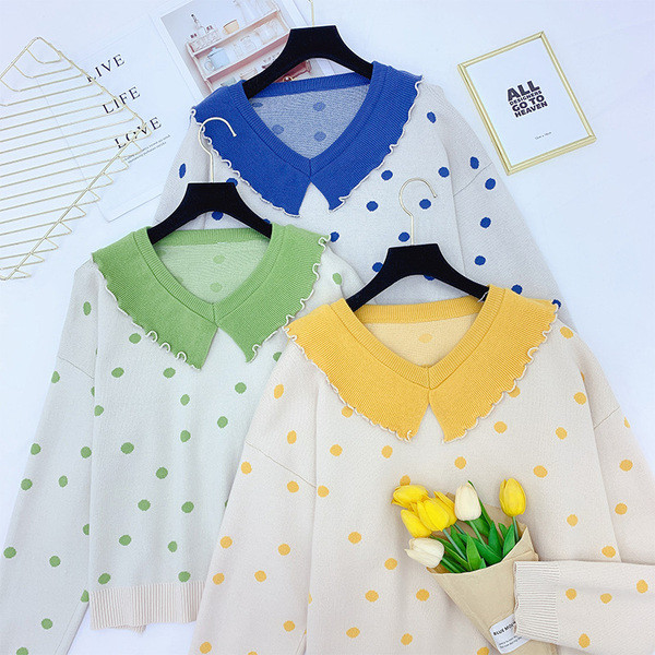 Modern női pöttyös pulóver spitz nyakkivágással