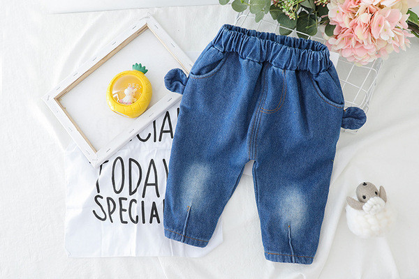 Új modell gyerek szett blúz + farmer két színben fiúknak