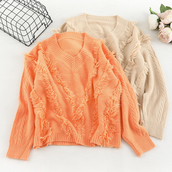 Női pulóver négy színben V-nyakkal