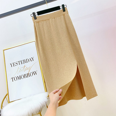 Fusta de dama moderna cu crapa si talie inalta