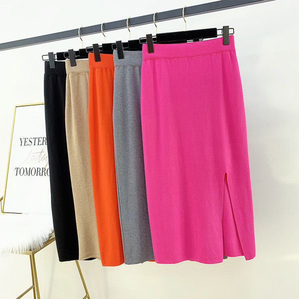 Fusta de dama moderna cu crapa si talie inalta