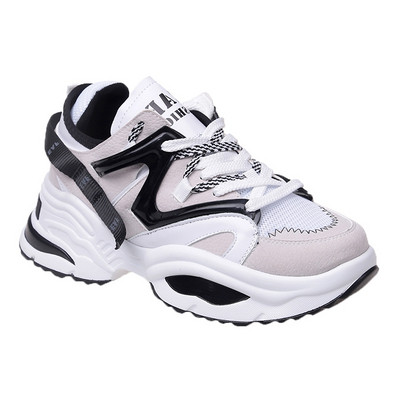 Új modern női tornacipő durva talppal több színben