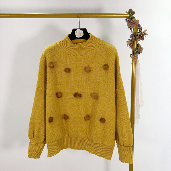 Női alkalmi pulóver sárga, lila és bézs pehelyszínnel