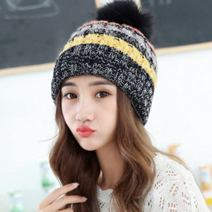 Meleg téli sapka pehelytal, különböző színekben