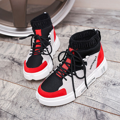 Tenisi moderni de dama cu piele intoarsa in mai multe culori