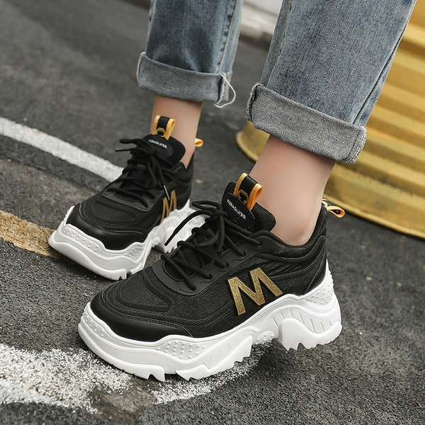 Adidași sport și casual de damă cu talpă aspră în alb și negru