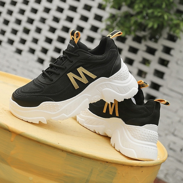 Adidași sport și casual de damă cu talpă aspră în alb și negru