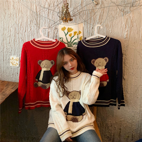 Modern női pulóver három színben - kék, piros és fehér