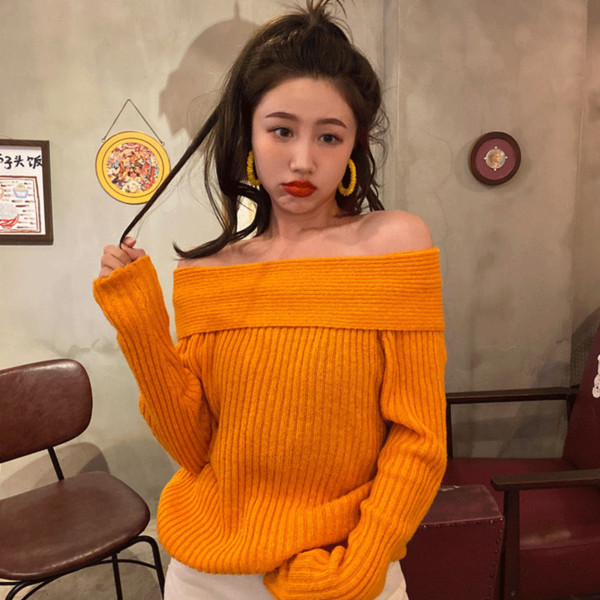 Bluză de damă tricotată în două culori cu mâneci căzute