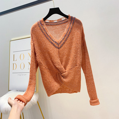 Kötött női pulóver spitz nyakkivágással, négy színben