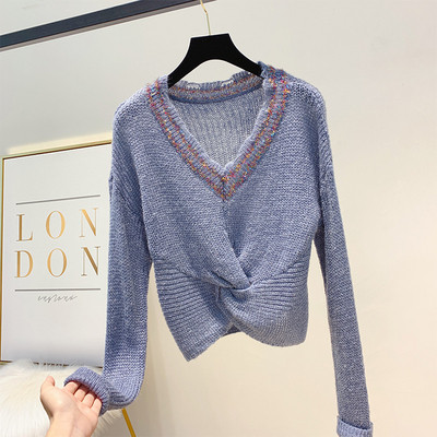 Kötött női pulóver spitz nyakkivágással, négy színben