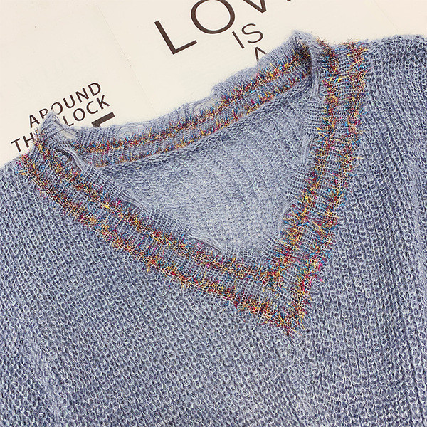 Kötött női pulóver spitz nyakkivágással, négy színben