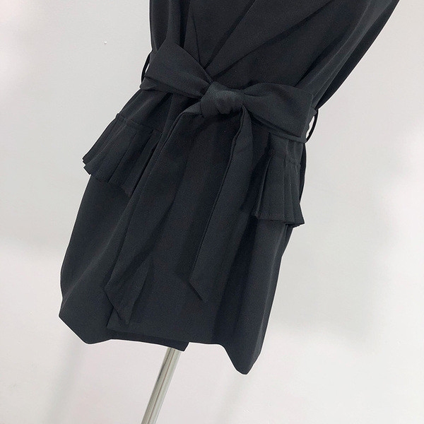 Női elegáns mellény fekete színben, rögzítés nélkül