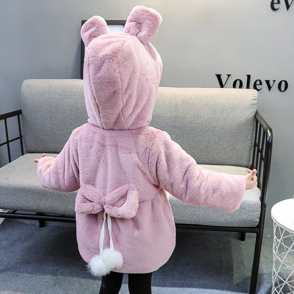 Aktuális fehér és rózsaszín 3D elemekkel ellátott gyerekkabát lányoknak