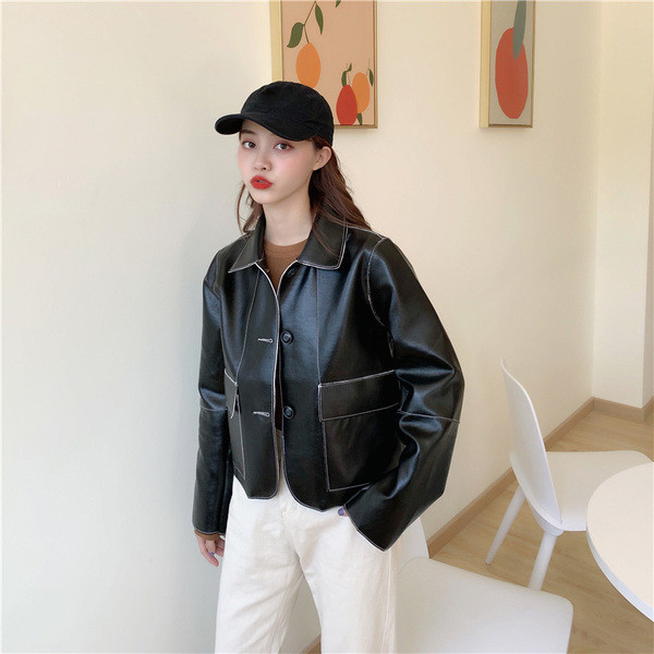 Női alkalmi kabát eko bőrből - széles modell zöld és fekete színben