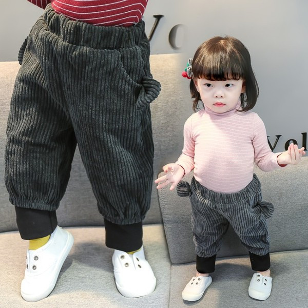 Modern gyereknadrág három színben, zsebekkel, magas derékkal