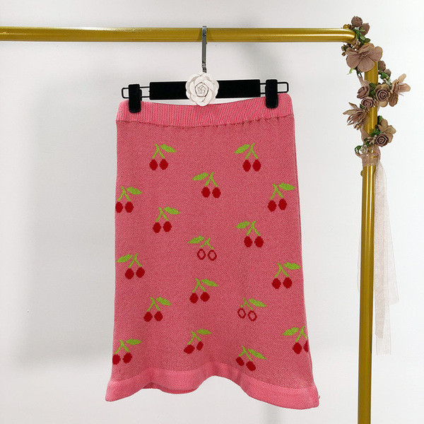 Set de vestă și fustă tricotat pentru femei