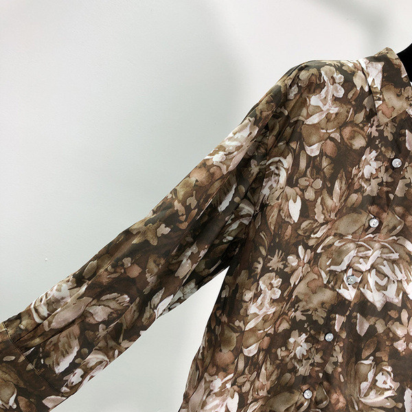 Női ing színes mintával - klasszikus modell