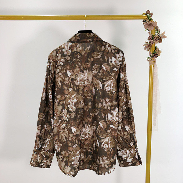 Női ing színes mintával - klasszikus modell