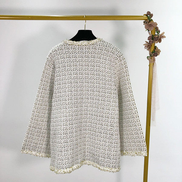 Női kockás kabát gombokkal és zsebekkel - két színben