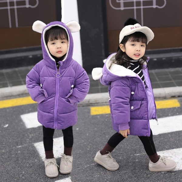 Geaca pentru copii moderna pentru fete in patru culori cu aplicatie si element 3D