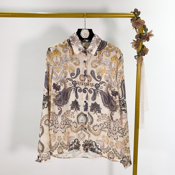 Női ing klasszikus modell színes mintával