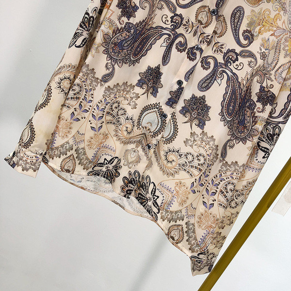 Női ing klasszikus modell színes mintával