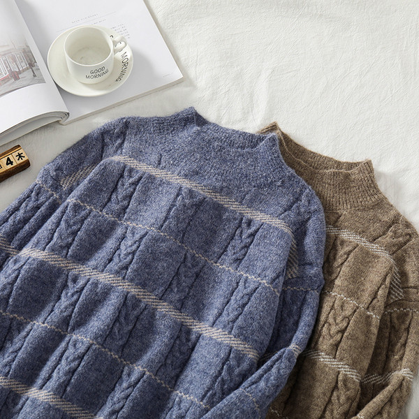 Női pulóver O-nyakú barna és kék színben