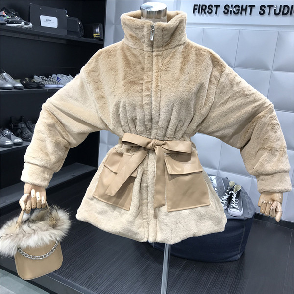 Jachetă de puf de damă modernă cu curea în negru și maro