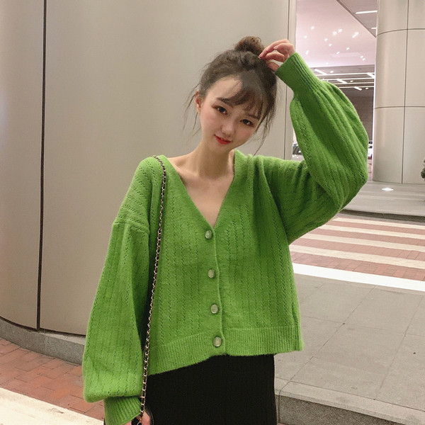 Női rövid mellény fehér zöld és piros színben