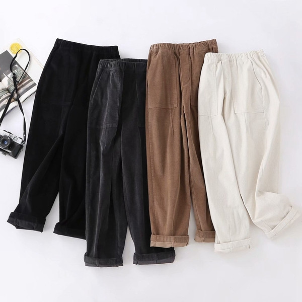 Korszerű, zsebes női nadrág - széles modell több színben