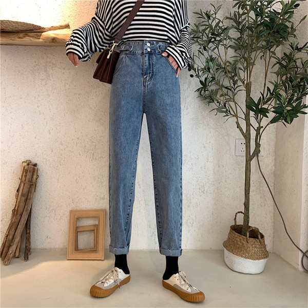 Női farmer egyenes modell magas derékkal, kék színben