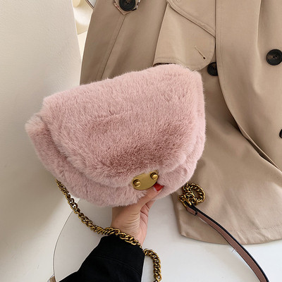 ÚJ modell női táska pehely és fém lánccal több színben