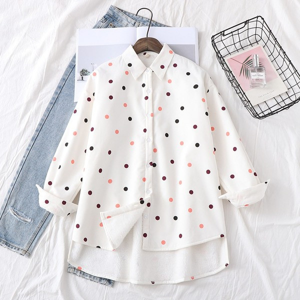 Modern női ing klasszikus gallérral, több színben pöttyökkel
