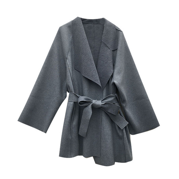 Stílusos női kabát övvel, három színben