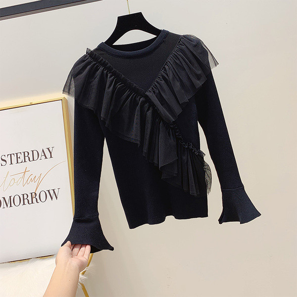 Lezser női blúz kerek nyakkivágással és tüllvel